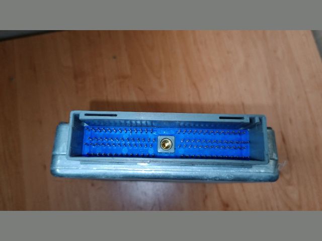 bontott FORD MONDEO III Motorvezérlő