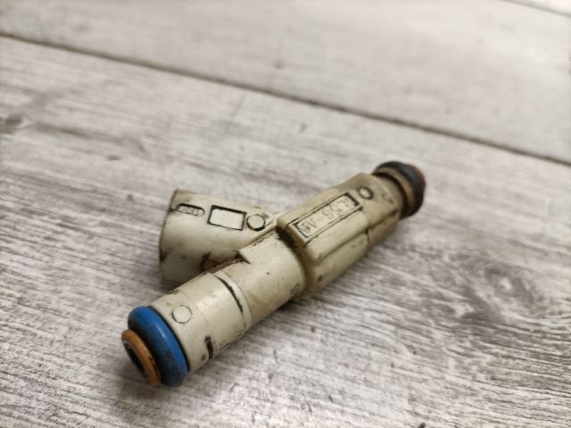 bontott FORD MONDEO III Porlasztó (1 db)