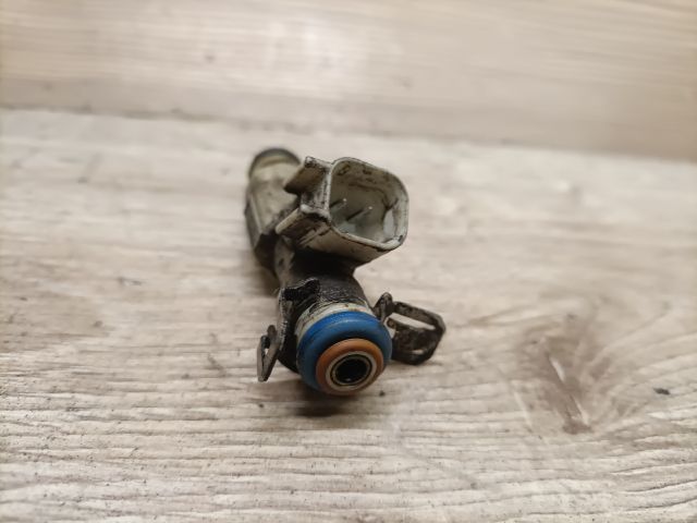 bontott FORD MONDEO III Porlasztó (1 db)