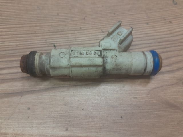 bontott FORD MONDEO III Porlasztó (1 db)