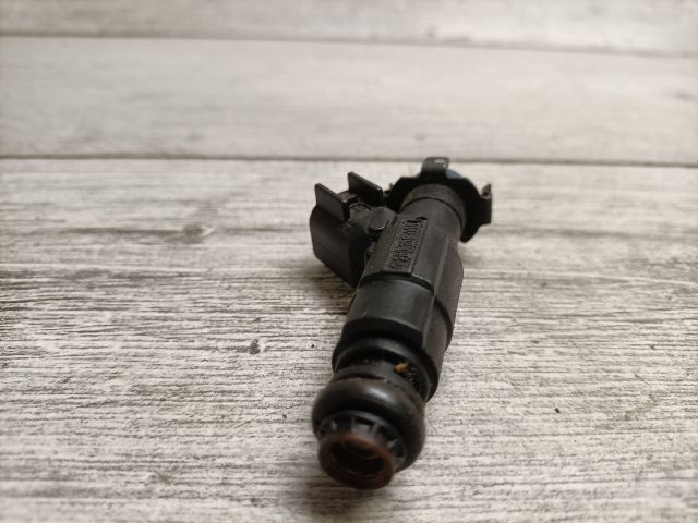 bontott FORD MONDEO III Porlasztó (1 db)