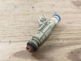 bontott FORD MONDEO III Porlasztó (1 db)