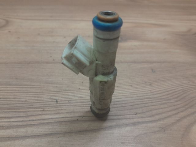 bontott FORD MONDEO III Porlasztó (1 db)