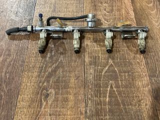 bontott FORD MONDEO III Porlasztó Sor / Híd