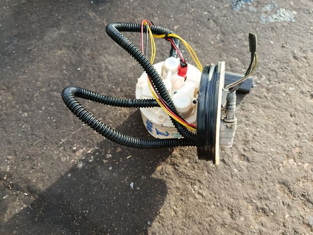 bontott FORD MONDEO III Üzemanyag Szivattyú