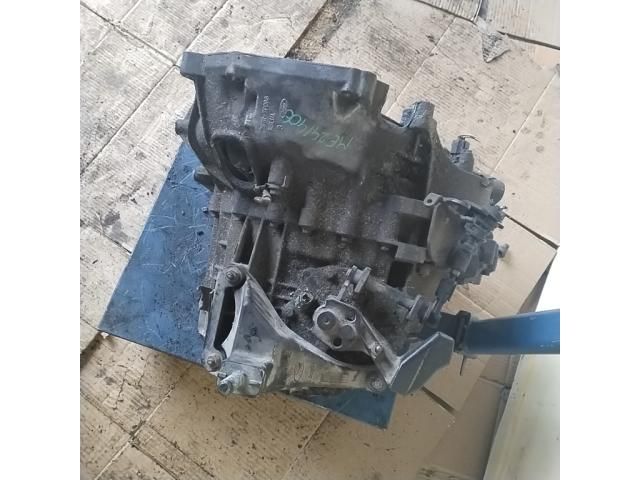 bontott FORD MONDEO III Váltó (Mechanikus)