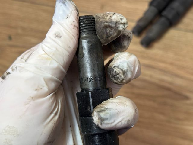 bontott FORD MONDEO III Porlasztó Sor / Híd