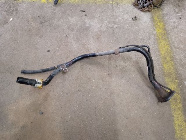 bontott FORD MONDEO III Tankbetöltő Cső (Fém)