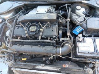 bontott FORD MONDEO III Bal első Csonkállvány Kerékaggyal