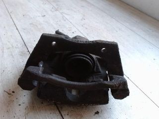 bontott FORD MONDEO III Bal első Féknyereg Munkahengerrel