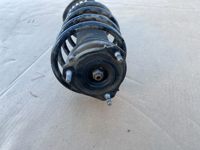 bontott FORD MONDEO III Bal első Gólyaláb (Lengécsillapító, Rugó)