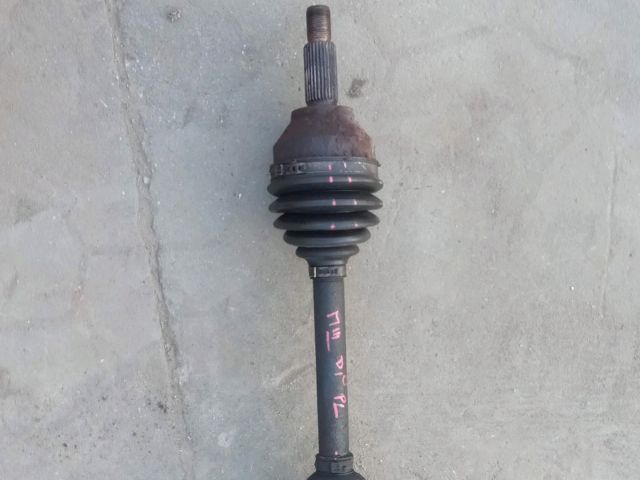 bontott FORD MONDEO III Bal Féltengely