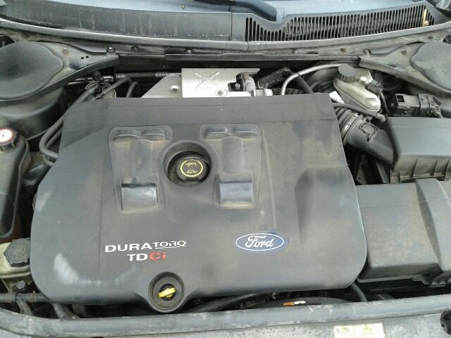 bontott FORD MONDEO III Bal hátsó Rugó