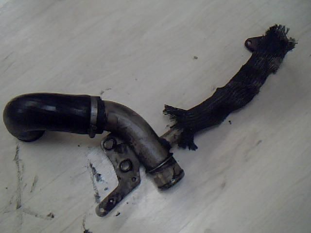 bontott FORD MONDEO III EGR Hűtő Cső