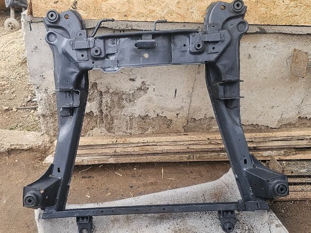 bontott FORD MONDEO III Első Bölcső