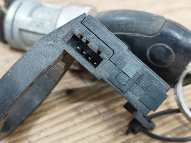 bontott FORD MONDEO III Gyújtáskapcsoló