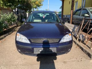 bontott FORD MONDEO III Homlokfal (Üres lemez)