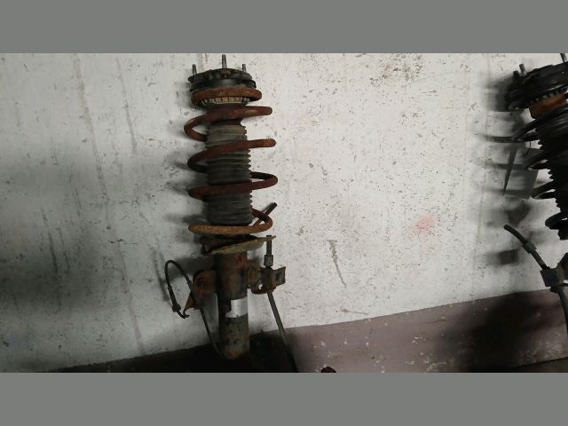 bontott FORD MONDEO III Jobb első Gólyaláb (Lengécsillapító, Rugó)