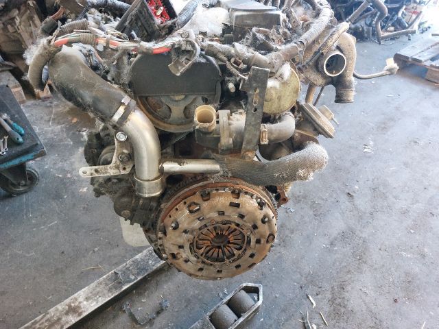 bontott FORD MONDEO III Komplett Motor (Segédberendezésekkel)