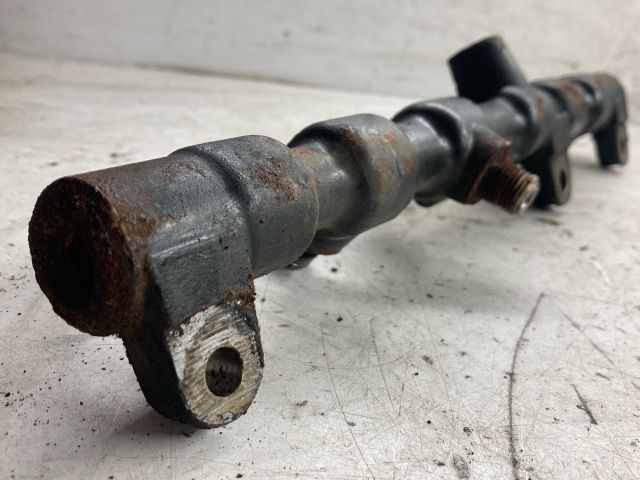 bontott FORD MONDEO III Közösnyomócső