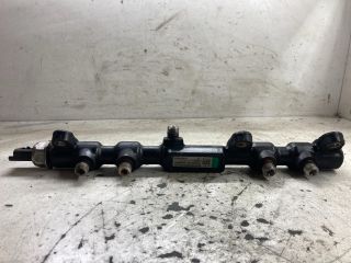 bontott FORD MONDEO III Közösnyomócső