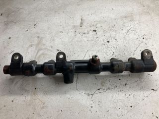 bontott FORD MONDEO III Közösnyomócső