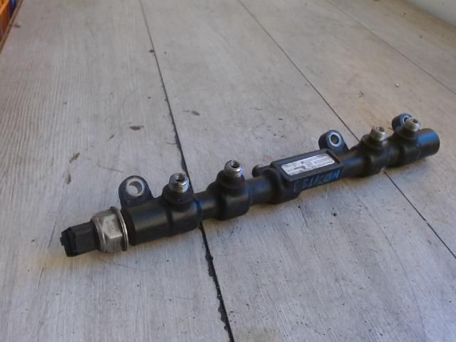 bontott FORD MONDEO III Közösnyomócső