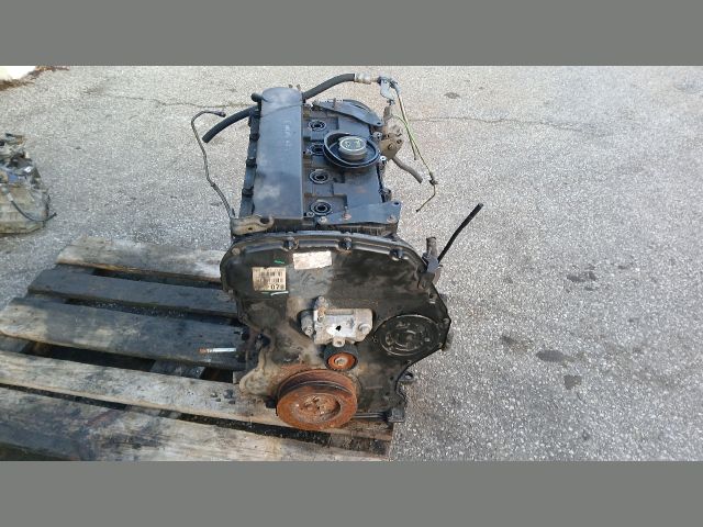 bontott FORD MONDEO III Motor (Fűzött blokk hengerfejjel)
