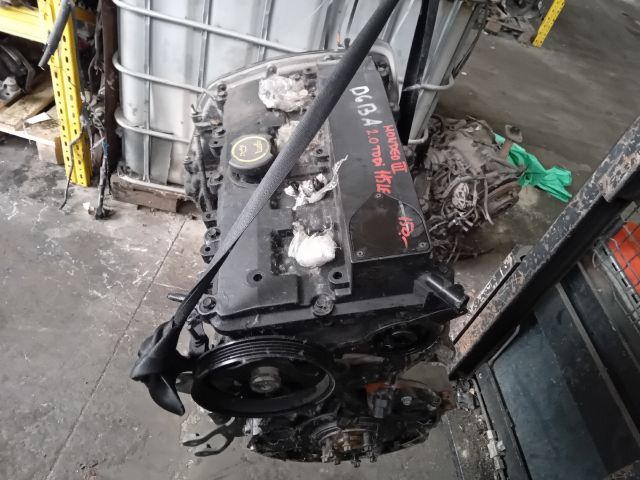 bontott FORD MONDEO III Motor (Fűzött blokk hengerfejjel)