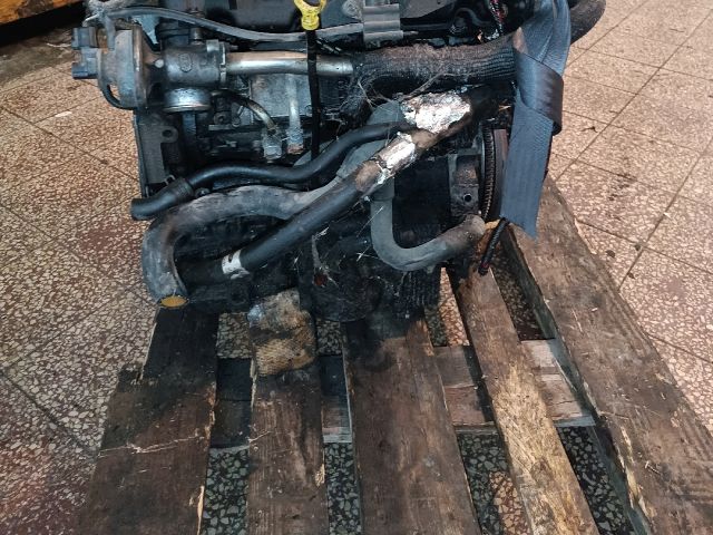 bontott FORD MONDEO III Motorblokk (Fűzött)