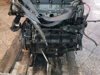 bontott FORD MONDEO III Motorblokk (Fűzött)