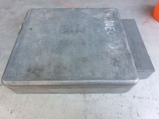 bontott FORD MONDEO III Motorvezérlő