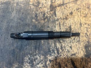 bontott FORD MONDEO III Porlasztó (1 db)