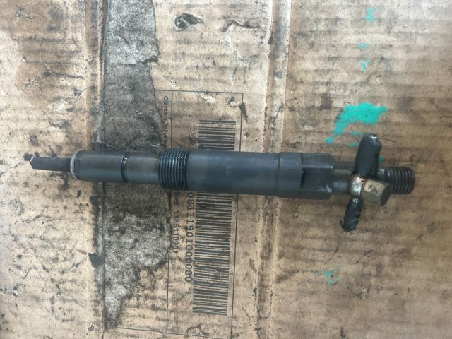 bontott FORD MONDEO III Porlasztó (1 db)