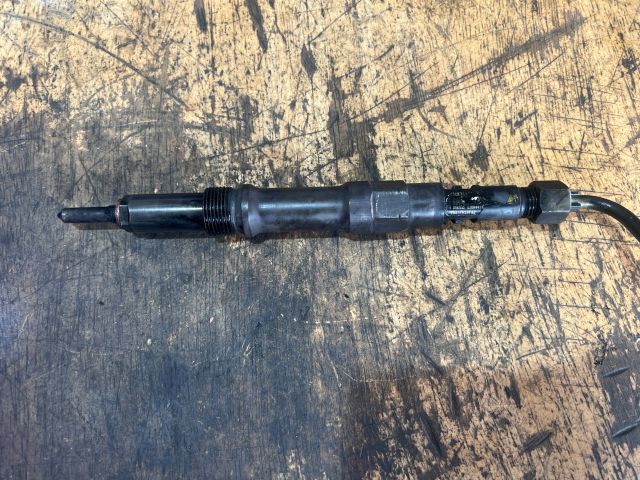 bontott FORD MONDEO III Porlasztó (1 db)