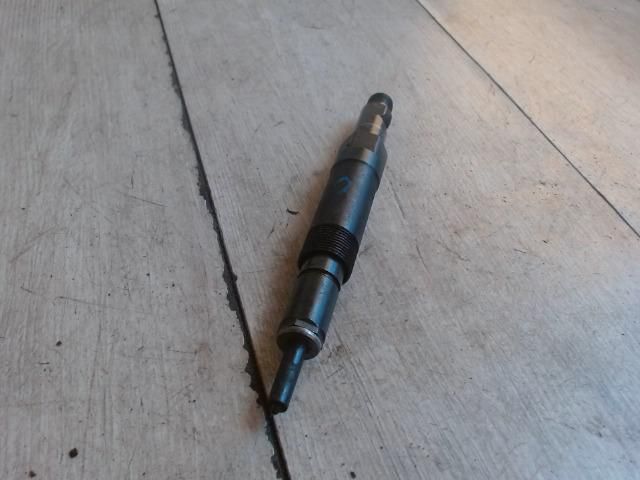 bontott FORD MONDEO III Porlasztó (1 db)