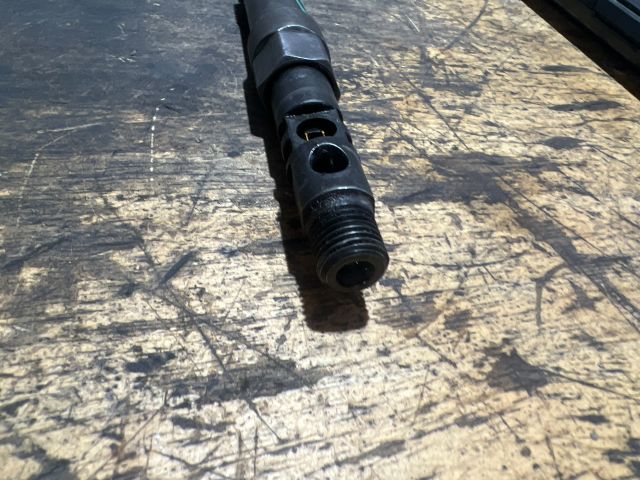 bontott FORD MONDEO III Porlasztó (1 db)