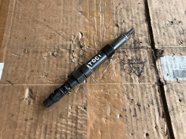 bontott FORD MONDEO III Porlasztó (1 db)