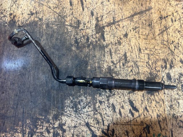 bontott FORD MONDEO III Porlasztó (1 db)