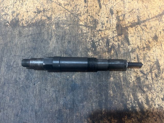 bontott FORD MONDEO III Porlasztó (1 db)