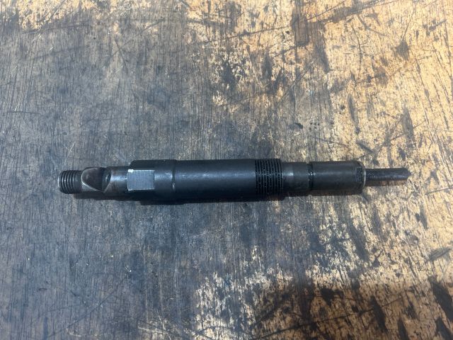 bontott FORD MONDEO III Porlasztó (1 db)