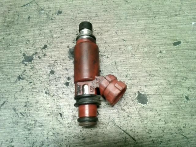 bontott FORD MONDEO III Porlasztó (1 db)