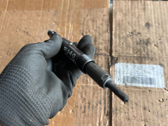 bontott FORD MONDEO III Porlasztó (1 db)