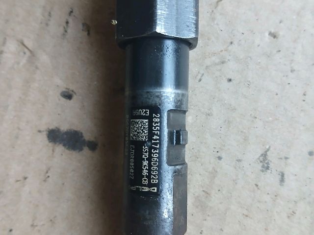 bontott FORD MONDEO III Porlasztó (1 db)