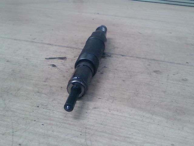 bontott FORD MONDEO III Porlasztó (1 db)