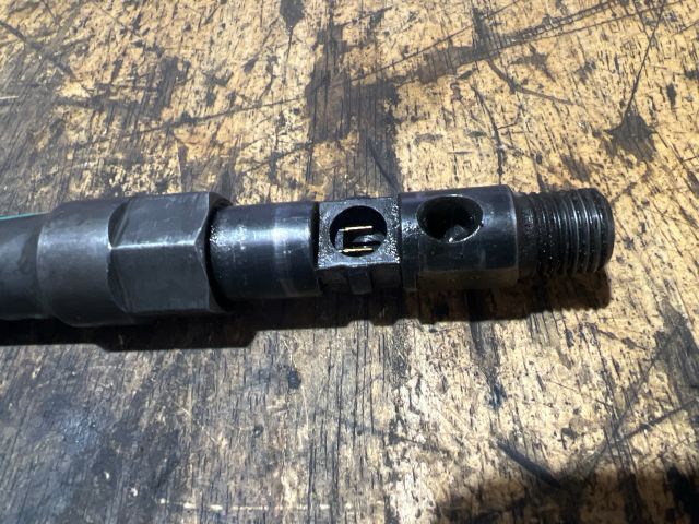 bontott FORD MONDEO III Porlasztó (1 db)