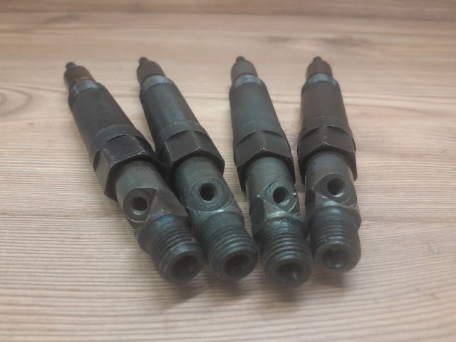 bontott FORD MONDEO III Porlasztó (1 db)