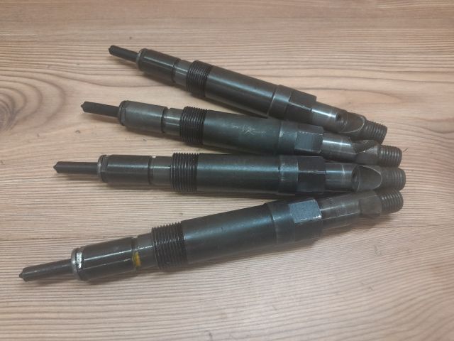 bontott FORD MONDEO III Porlasztó (1 db)