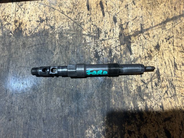 bontott FORD MONDEO III Porlasztó (1 db)