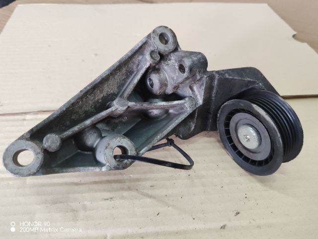 bontott FORD MONDEO III Szíjfeszítő Görgő